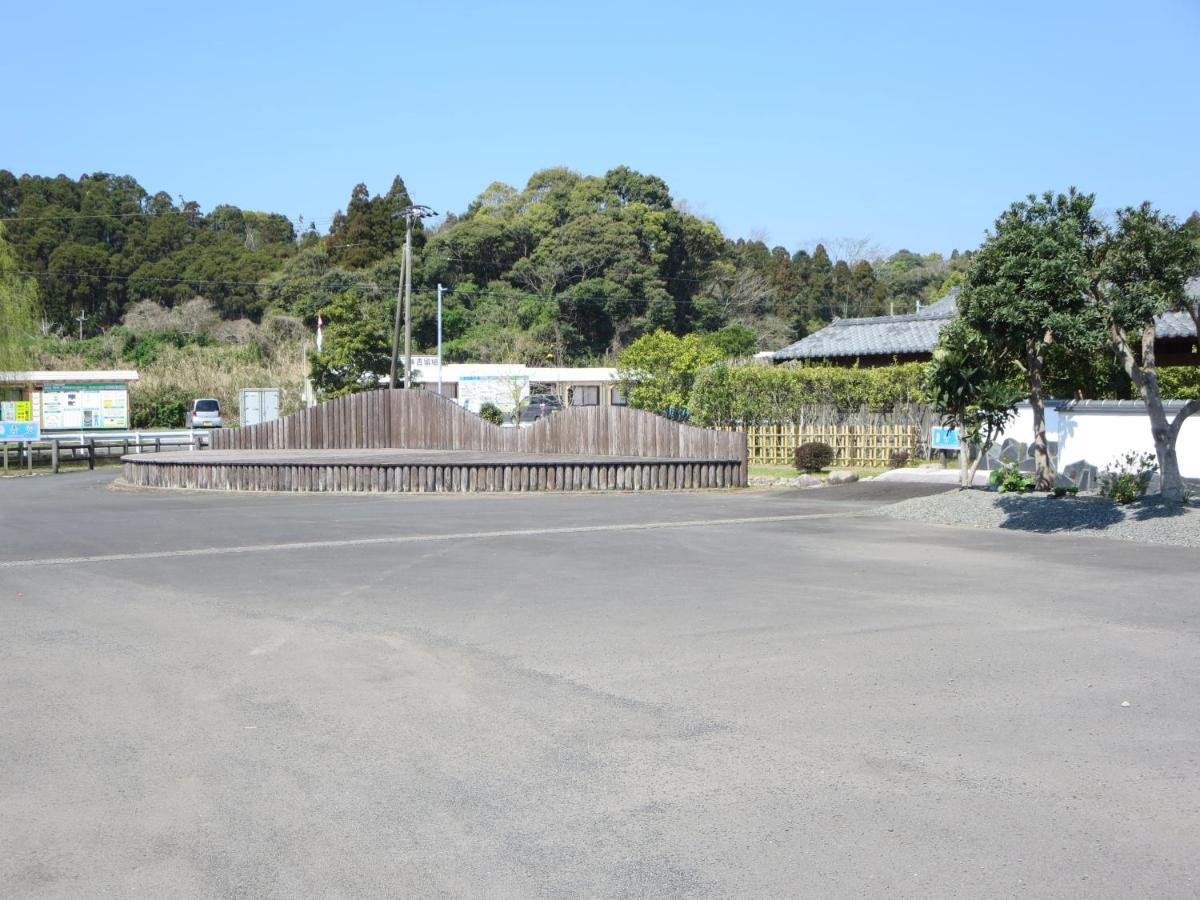 Guesthouse Suzukaze Shibushi Exteriör bild