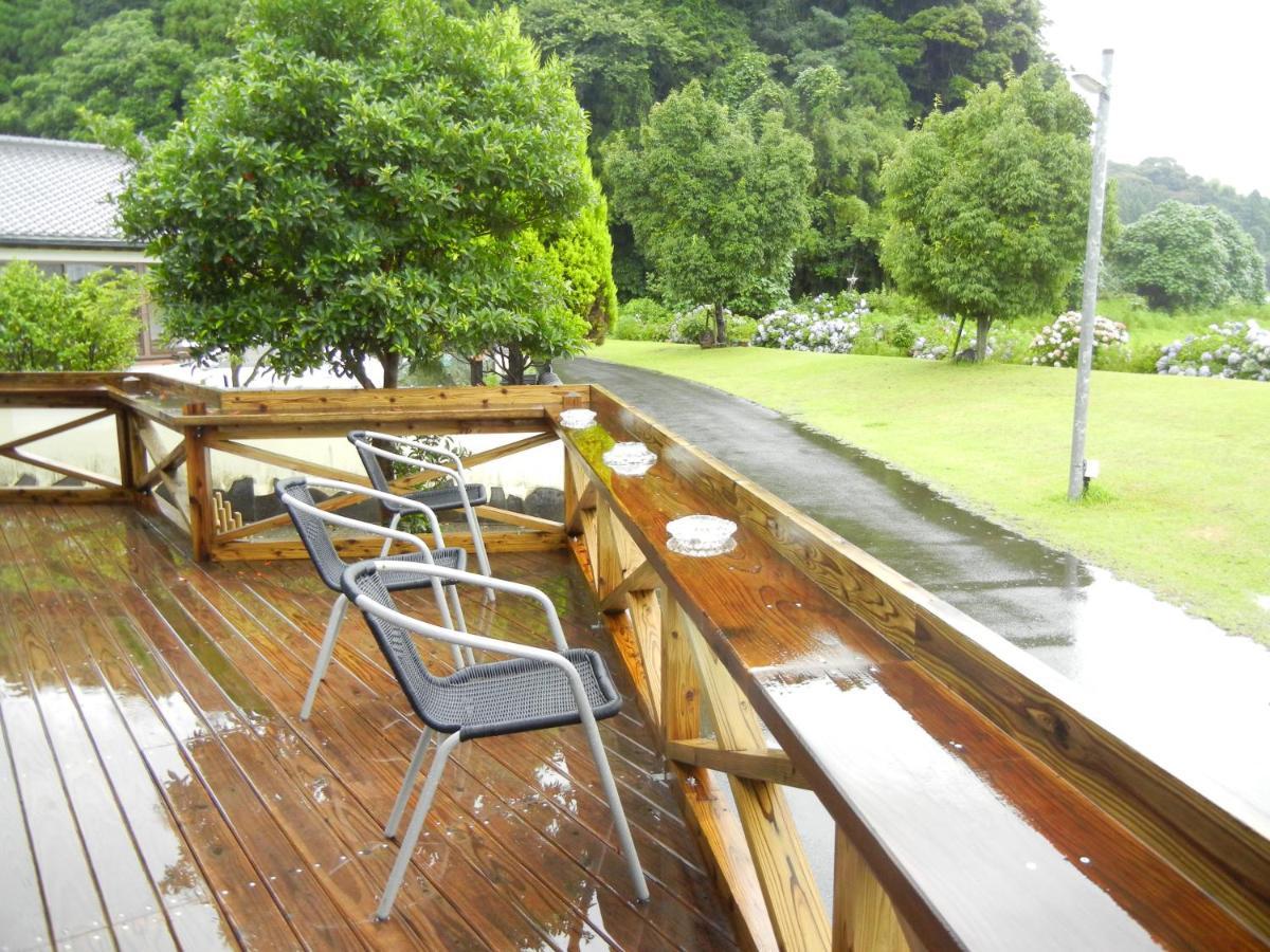 Guesthouse Suzukaze Shibushi Exteriör bild
