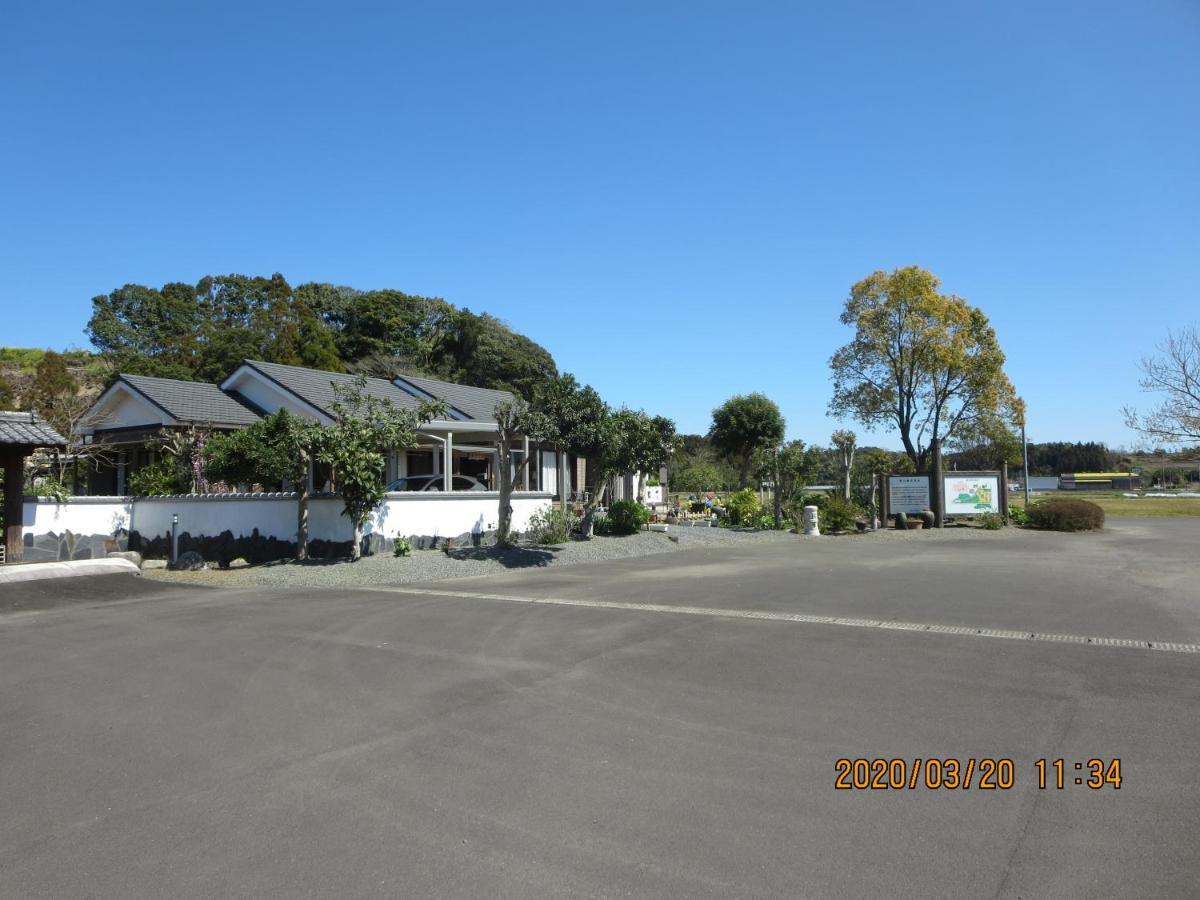 Guesthouse Suzukaze Shibushi Exteriör bild